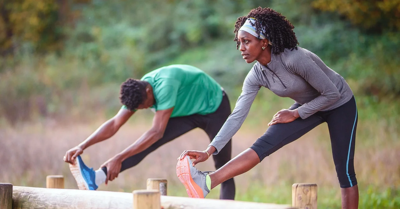 runners stretching